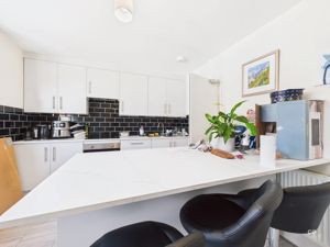 Kitchen- click for photo gallery